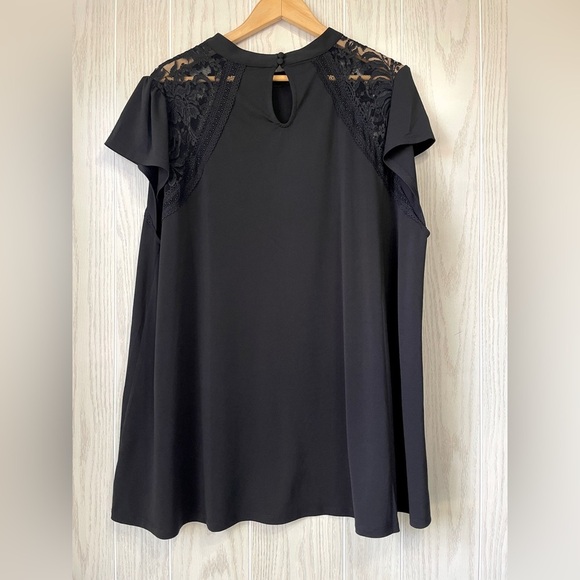 Torrid Studio Crepe Black Jersey Mock Neck Lace Inset Top Size 4X NWT - Picture 7 of 7